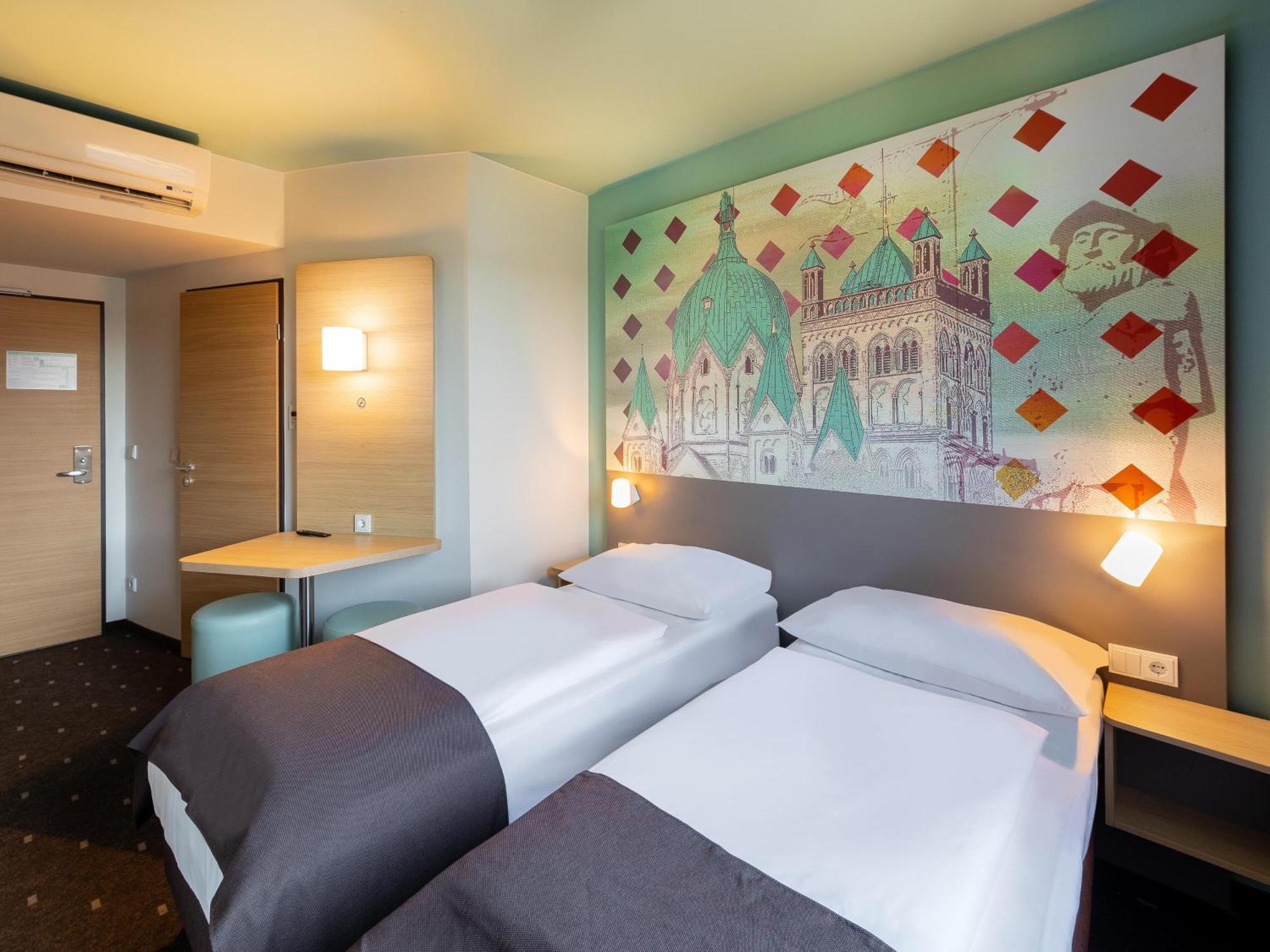B&B Hotel Neuss Exterior foto